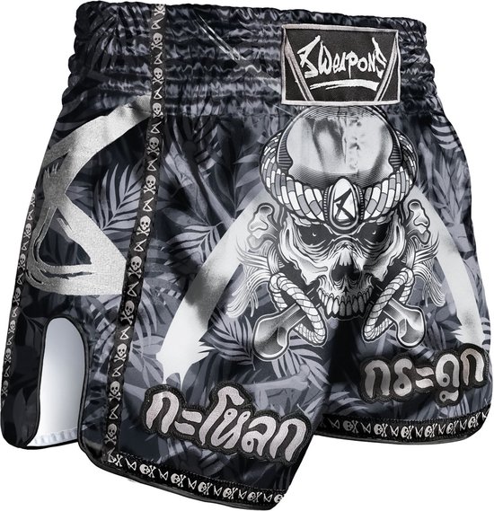 8 Weapons Muay Thai Shorts Bone Island Zwart maat M