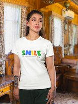 Shirt - Smile - Wurban Wear | Grappig shirt | Leuk cadeau | Unisex tshirt | Mindfulness | Positiviteit | Spiritualiteit | Manifesteren | Universum | Wit