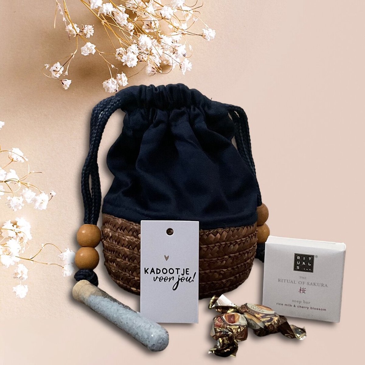 Goedkoopste Tasje/mandje BLAUW - cadeau - heerlijke producten - Moederdag -Valentijn -verjaardag vrouw