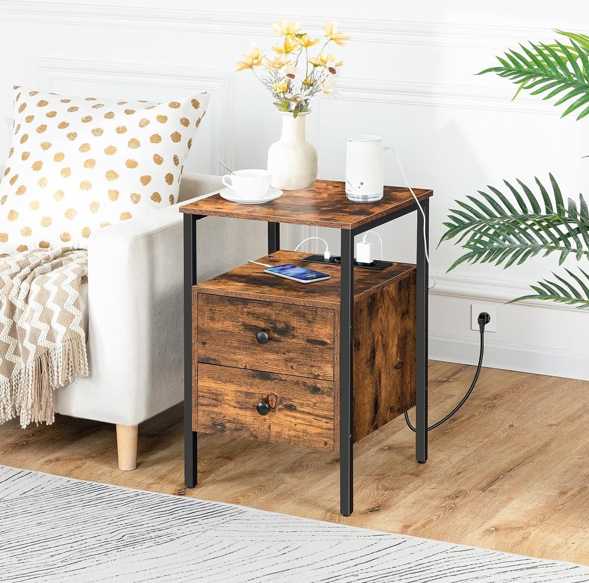 HOOBRO Nachtkastje met oplaadstation, bijzettafel, salontafel met 2 lades, salontafel met USB-aansluitingen voor woonkamer, slaapkamer, modern, 39 x 39 x 59 cm, Wit EWT43CBZ01G2