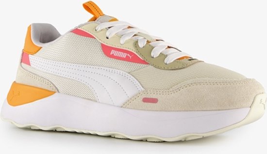PUMA Runtamed Platform Dames Sneakers - Putty-PUMA White-Warm White-Clementine-Passionfruit - Maat 37