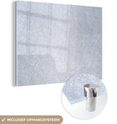 MuchoWow® Glasschilderij 120x90 cm - Schilderij acrylglas - Laagje ijs op een raam - Foto op glas - Schilderijen