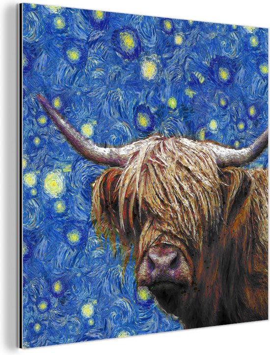 Wanddecoratie Metaal - Aluminium Schilderij Industrieel - Van Gogh - Sterrennacht - Schotse hooglander - 90x90 cm - Dibond - Foto op aluminium - Industriële muurdecoratie - Voor de woonkamer/slaapkamer