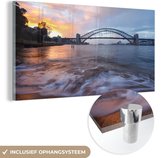 MuchoWow® Glasschilderij 160x80 cm - Schilderij acrylglas - Uitzicht over het water bij de Sydney Harbour Bridge in Australië - Foto op glas - Schilderijen