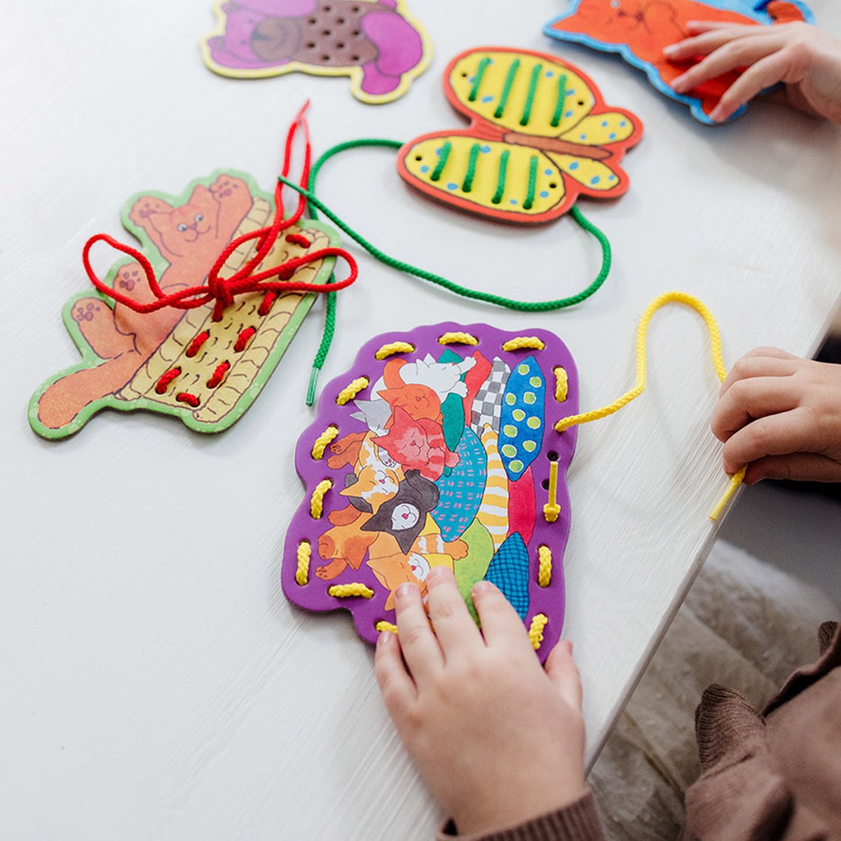 Dikkie Dik rijgkaarten - educatief speelgoed - peuter kleuter - vanaf 3 jaar - Bambolino Toys — afbeelding 6