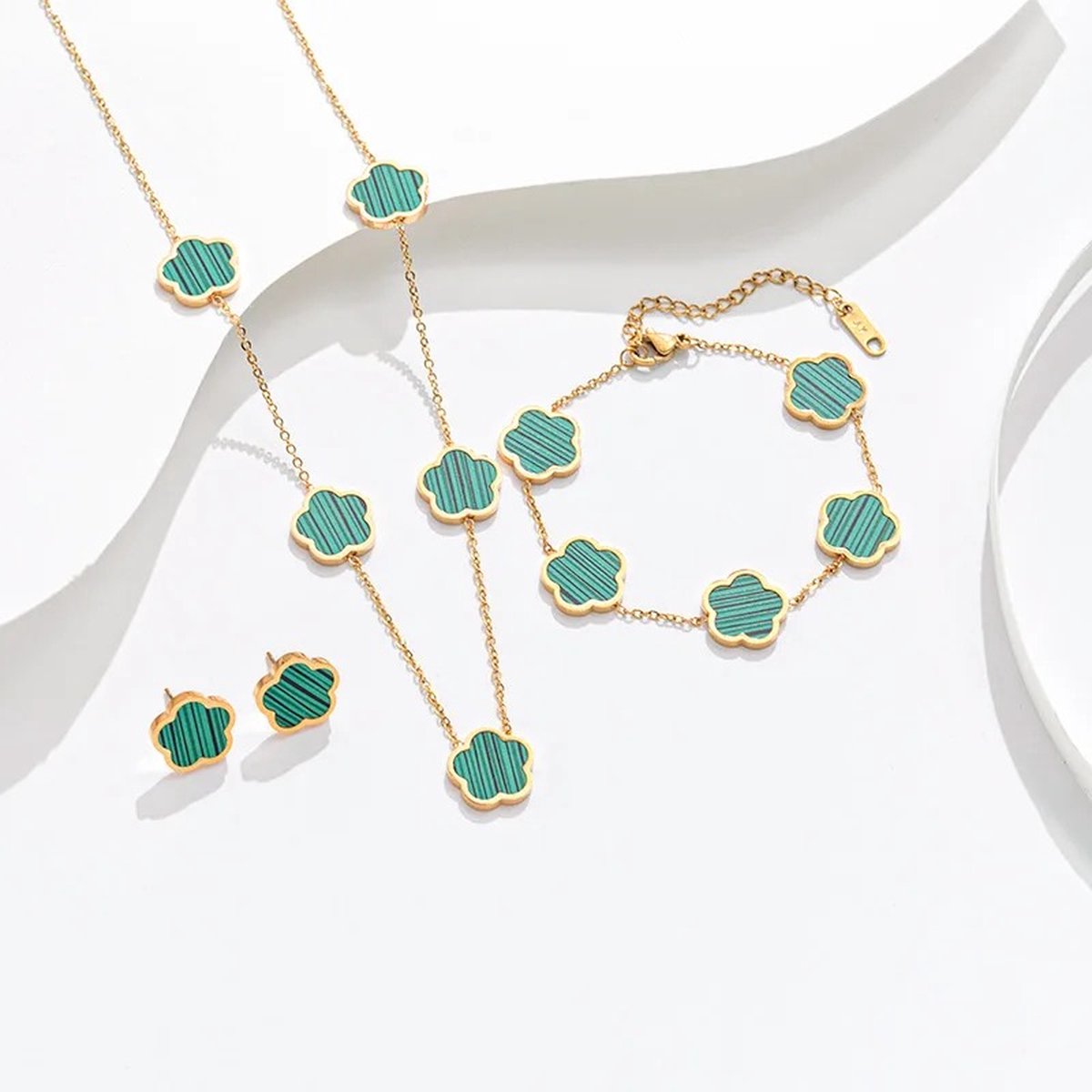 Soraro Klaver Ketting,Armband&Oorbel Set | Goldplated | Groen | Armband | Klavertje 5 | Geluk | Ketting | Oorbel | Dames Cadeau