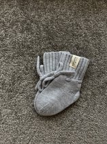 Adalletti Merino wol booties grey | Merino slofjes | Merino sokken | baby | baby slofjes