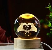 Luxe 3D Kristallen Bol Lamp - I Love You met Roos- I love you met hartvormige handen-USB aansluiting - ø6 x H8 cm - Sierlamp - Kinderlamp - Kindertafellampen - Babykamer - Woonkamer verlichting- verlichting - valentijn cadeau