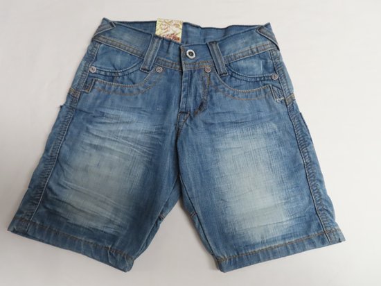 Short, korte broek, jaar