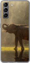 Telefoonhoesje Geschikt voor Samsung Galaxy S21 hoesje - Olifant - Water - Dieren - Natuur - Siliconen Telefoonhoesje