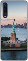 Geschikt voor Samsung Galaxy A50 hoesje - New York - Vrijheidsbeeld - Skyline - Siliconen Telefoonhoesje