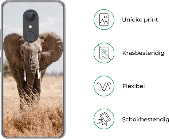 Coque Xiaomi Redmi 5 - Éléphant intimidant se dirige vers la caméra - Coque de téléphone en Siliconen