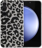iMoshion Hoesje Geschikt voor Samsung Galaxy S23 FE Hoesje Siliconen - iMoshion Design hoesje - Meerkleurig / Leopard Transparent