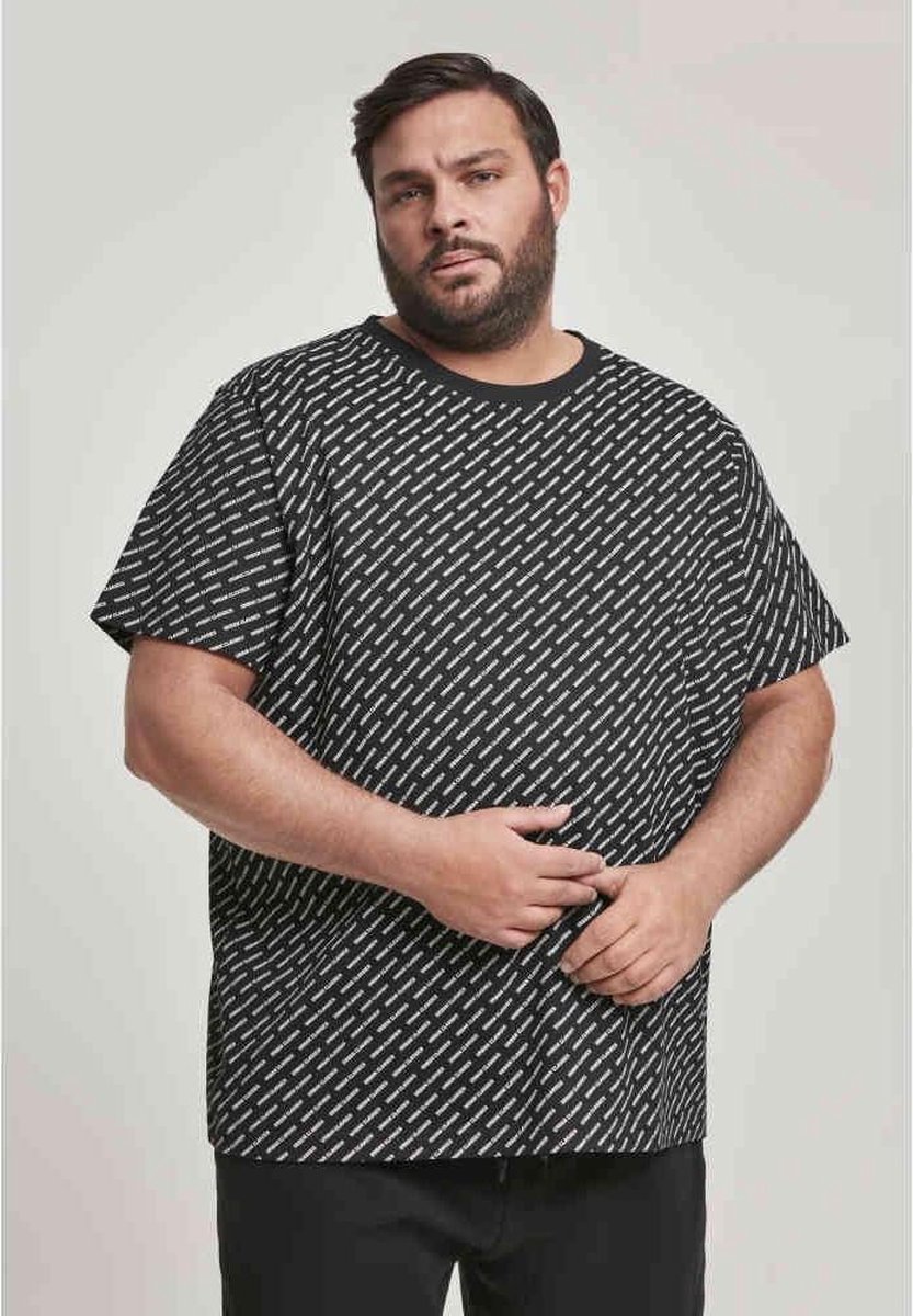 Urban Classics Allover Logo Heren Tshirt 2XL Zwart