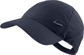 Nike cap Metal Swoosh Unisex adult size met riemsluiting – Donker blauw/Metallic zilver