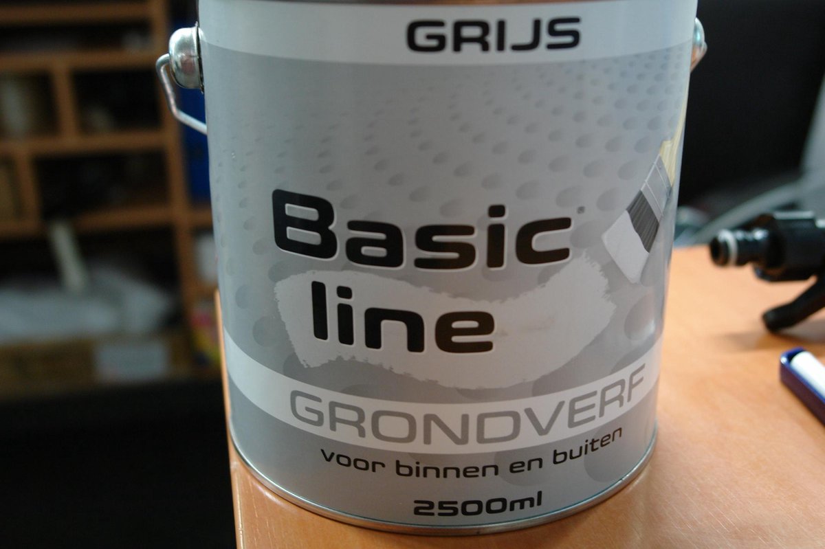 Basic line Grondverf Grijs