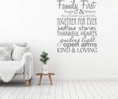 Muursticker Family First -  Zwart -  100 x 130 cm  -  woonkamer  engelse teksten  alle - Muursticker4Sale