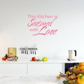 Muursticker This Kitchen Is Seasoned With Love -  Roze -  120 x 85 cm  -  keuken  engelse teksten  alle - Muursticker4Sale