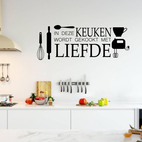 Muursticker In Deze Keuken Wordt Gekookt Met Liefde - Zwart - 120 x 45 cm - bedrijven nederlandse teksten keuken