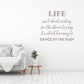 Muursticker Dance In The Rain -  Zilver -  50 x 44 cm  -  alle muurstickers  woonkamer  slaapkamer  engelse teksten - Muursticker4Sale