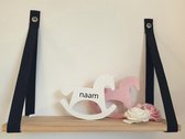 Houten hobbelpaard met eigen naam (wit of roze) - kraamcadeau
