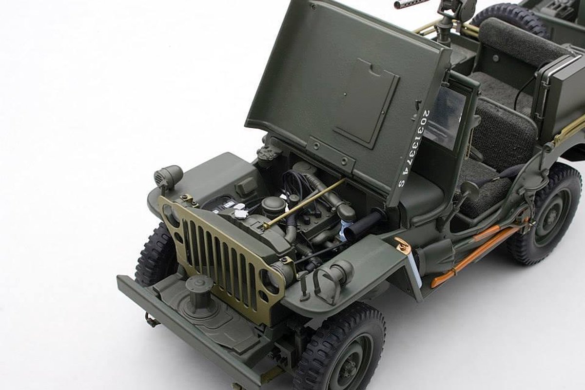 Jeep Willys (army green) - 1943 met trailer en accesoires