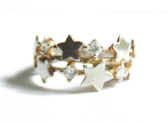 Schitterende zilveren ring met sterren en zirconia's
