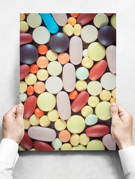 Wandbord: Kleurrijke medicijnen in willekeurige volgorde - 30 x 42 cm