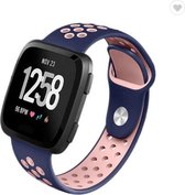 Horloge bandje voor de Fitbit Versa blauw roze - maat: s - verstelbaar sportbandje - sportief siliconen polsbandje – stabiele druksluiting - polsband - activity tracker bandje - St