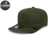 New Era New York Yankees Essential Green Stretch Snap 9FIFTY Cap Small-Medium