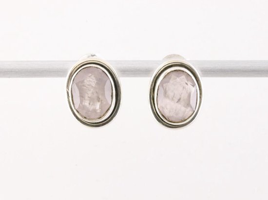Fijne ovale zilveren oorstekers met rozenkwarts