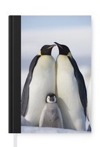 Notitieboek - Schrijfboek - Pinguïn - Gezin - Sneeuw - Notitieboekje klein - A5 formaat - Schrijfblok