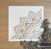 Mandala muursjabloon Lily - Herbruikbare mandalasjabloon - Hobbysjabloon voor volwassenen