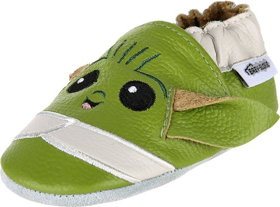 Groene babyslof met een Yoda-gezicht, witte band en Baby-Slofje label.