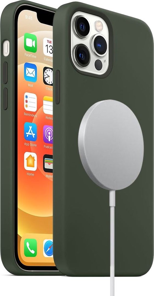 Mobigear Hoesje geschikt voor Apple iPhone 12 Siliconen MagSafe Telefoonhoesje | Mobigear Rubber Touch Backcover | Geschikt voor MagSafe | Geschikt voor Draadloos Opladen met Magnetische Ring | Geschikt voor MagSafe Case - Groen