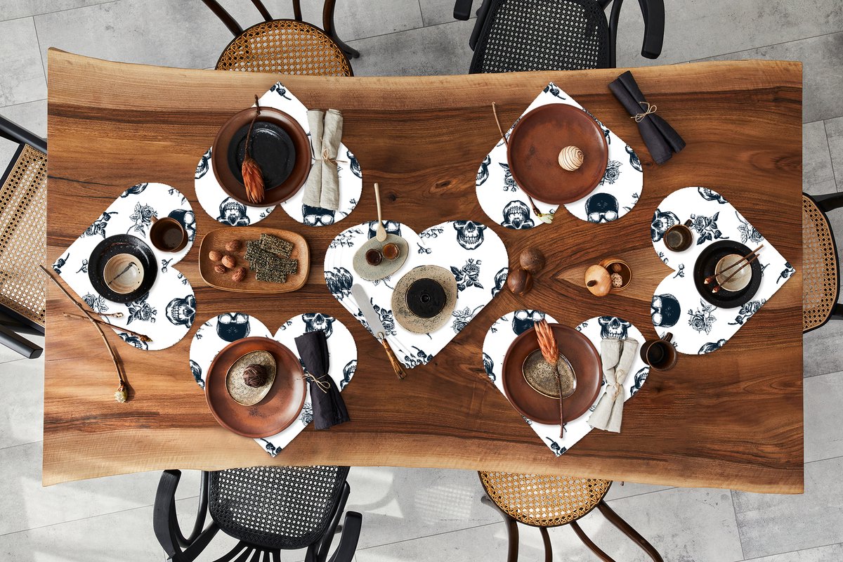 Onderleggers - Placemats - Placemats hartje - Tiener - Skull - Rozen - Patroon - 10 stuks