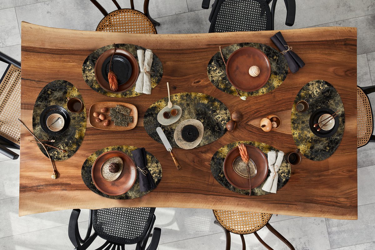 Placemats ovaal - Onderleggers - Ovale placemats - Goud - Zwart - Abstract - 10 stuks