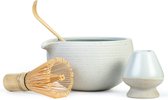 Oliva's - Service à thé Matcha de Luxe en quatre pièces - Batteur/fouet en Bamboe (100 pinceaux/dents), cuillère, bol mélangeur et porte-fouet en céramique (coffret cadeau)