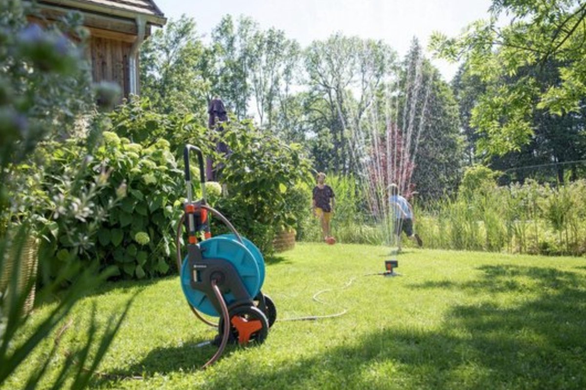 Gardena Arroseur oscillant AquaZoom compact - Arroseur de jardin - 9 à 216 m²