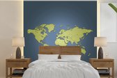 Papier peint photo vinyl - Minimaliste carte du monde du livre vert | Papier peint Wereldkaart largeur 300 cm x hauteur 300 cm - Tirage photo sur papier peint (disponible en 7 tailles)