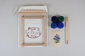 FynBosch Design Blauw Gentiaan - Botanische Bloemen DIY Weefpakket Groot -  Leer Weven - Weaving with Flowers - Weefraam - Weefbord - Botanical Hobby - Pierre-Joseph Redouté Inspired