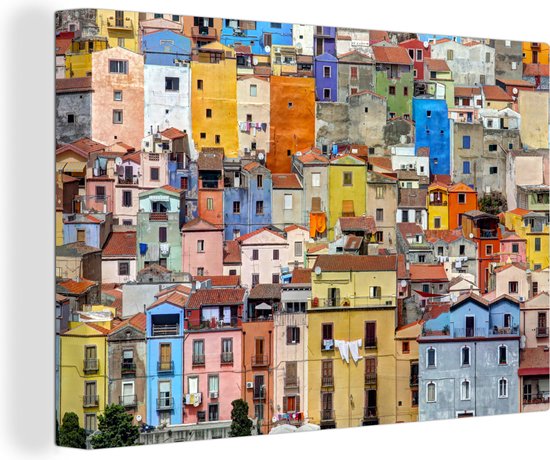 Canvas Schilderij De kleurrijke huizen in Sardinië - 140x90 cm - Wanddecoratie - OneMillionCanvasses