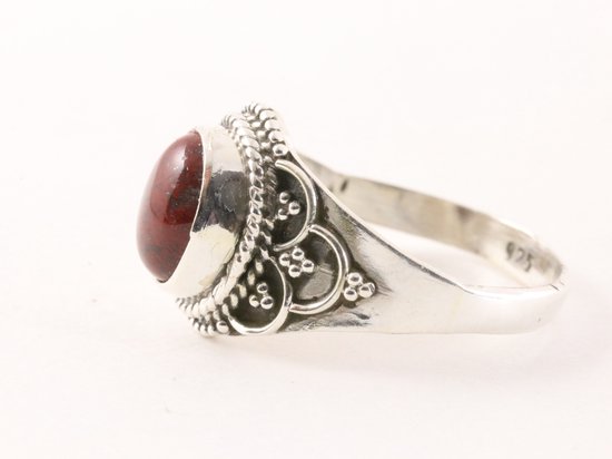 Bague en argent décorée de jaspe rouge - taille 19