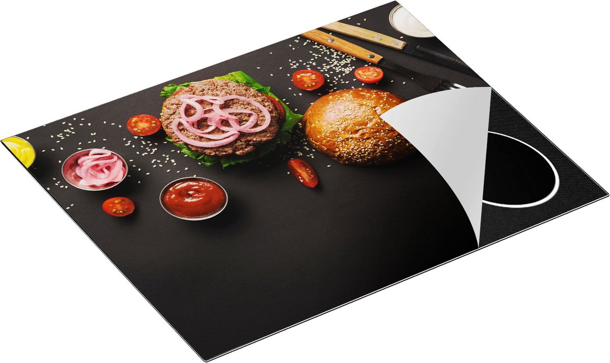 Chefcare Inductie Beschermer Hamburger Ingrediënten op een Zwarte Marmeren Plaat - 65x55 cm - Afdekplaat Inductie - Kookplaat Beschermer - Inductie Mat