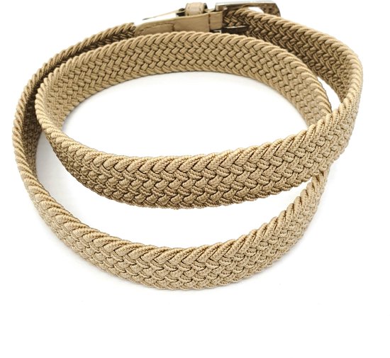 Ceinture tressée beige en forme de boucle avec des détails en cuir.