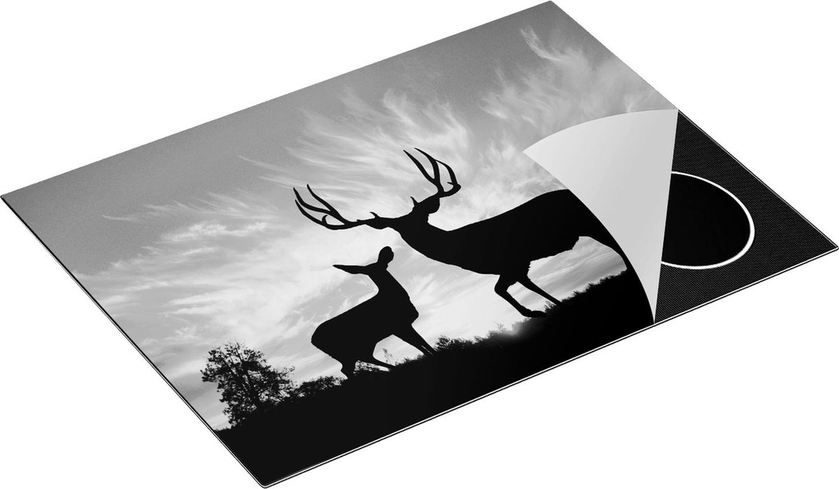 Chefcare Inductie Beschermer Herten Silhouet bij Zonsondergang - Zwart Wit - 70x52 cm - Afdekplaat Inductie - Kookplaat Beschermer - Inductie Mat