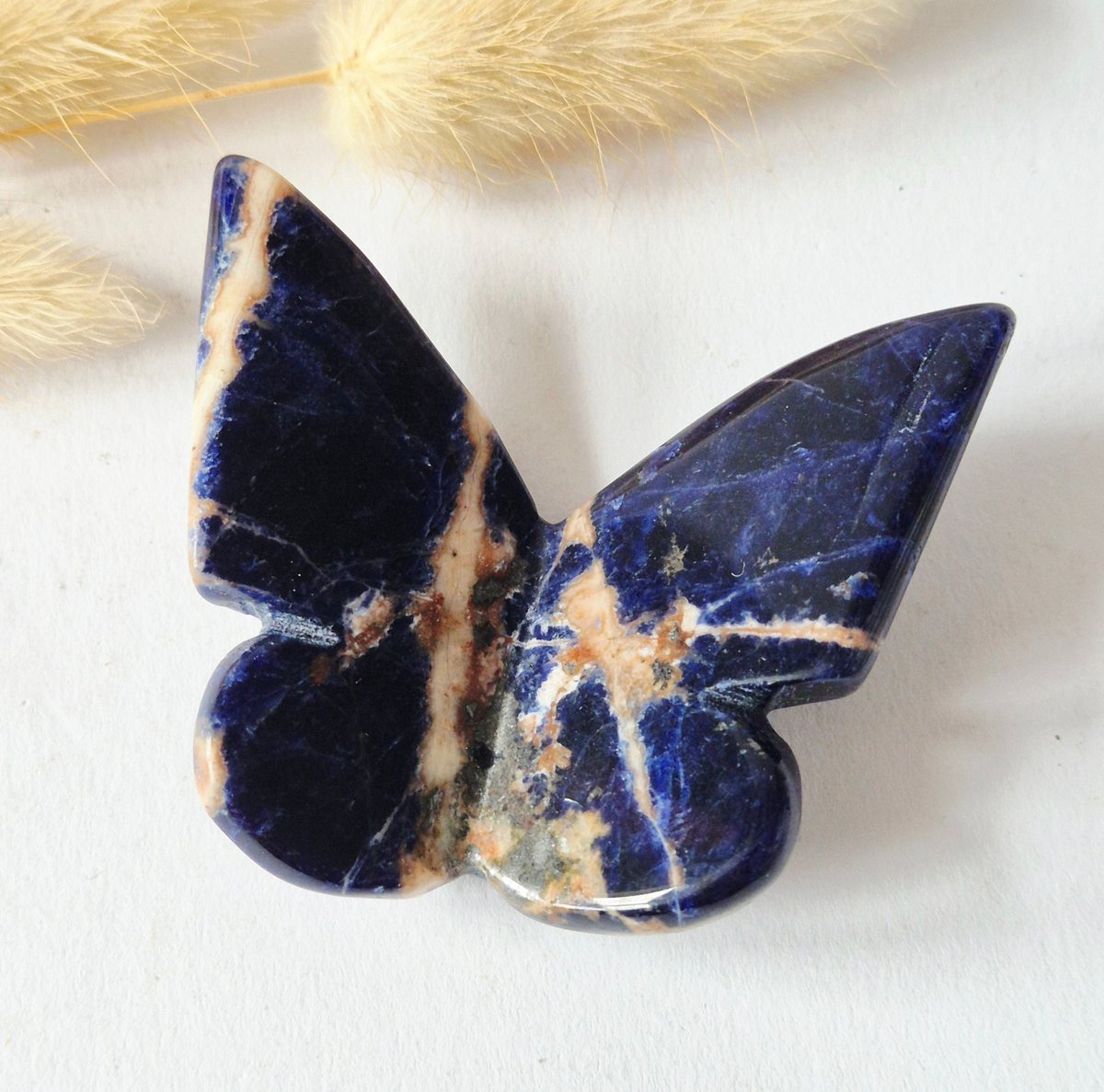 Edelsteen Vlinder 6x5 cm – Sodaliet
