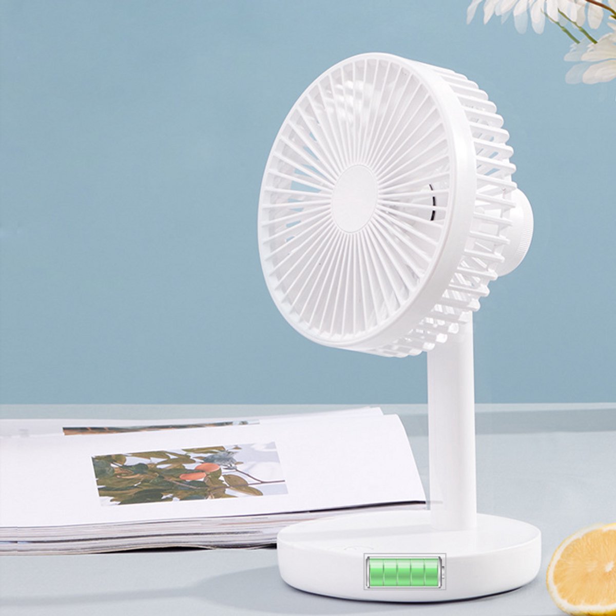 Tafelventilator - Mini USB Ventilator - Stille Mini Fan - Luchtkoeler - 4 Snelheidsstanden - 90° Automatische Oscillatiefunctie - Wit