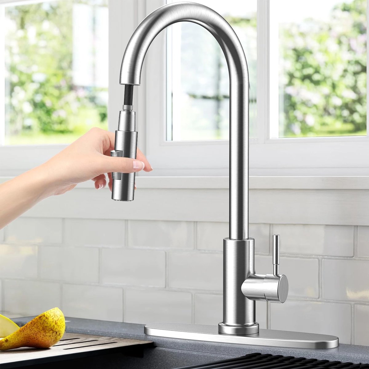 Dailygoods- Keukenkraan met uittrekbare uitloop - Roestvrij Stalen Mengkraan - 360° Draaibaar - 2 Watermodi - Veilig Drinkwater - Innovatief Ontwerp