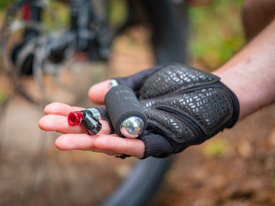 BBB Cycling AirTank Co2 Patronen 16 Gram - Minipomp - Fietspomp C02 Patroon 2 Stuks - Geschikt voor Minipomp - BMP-35 — afbeelding 3